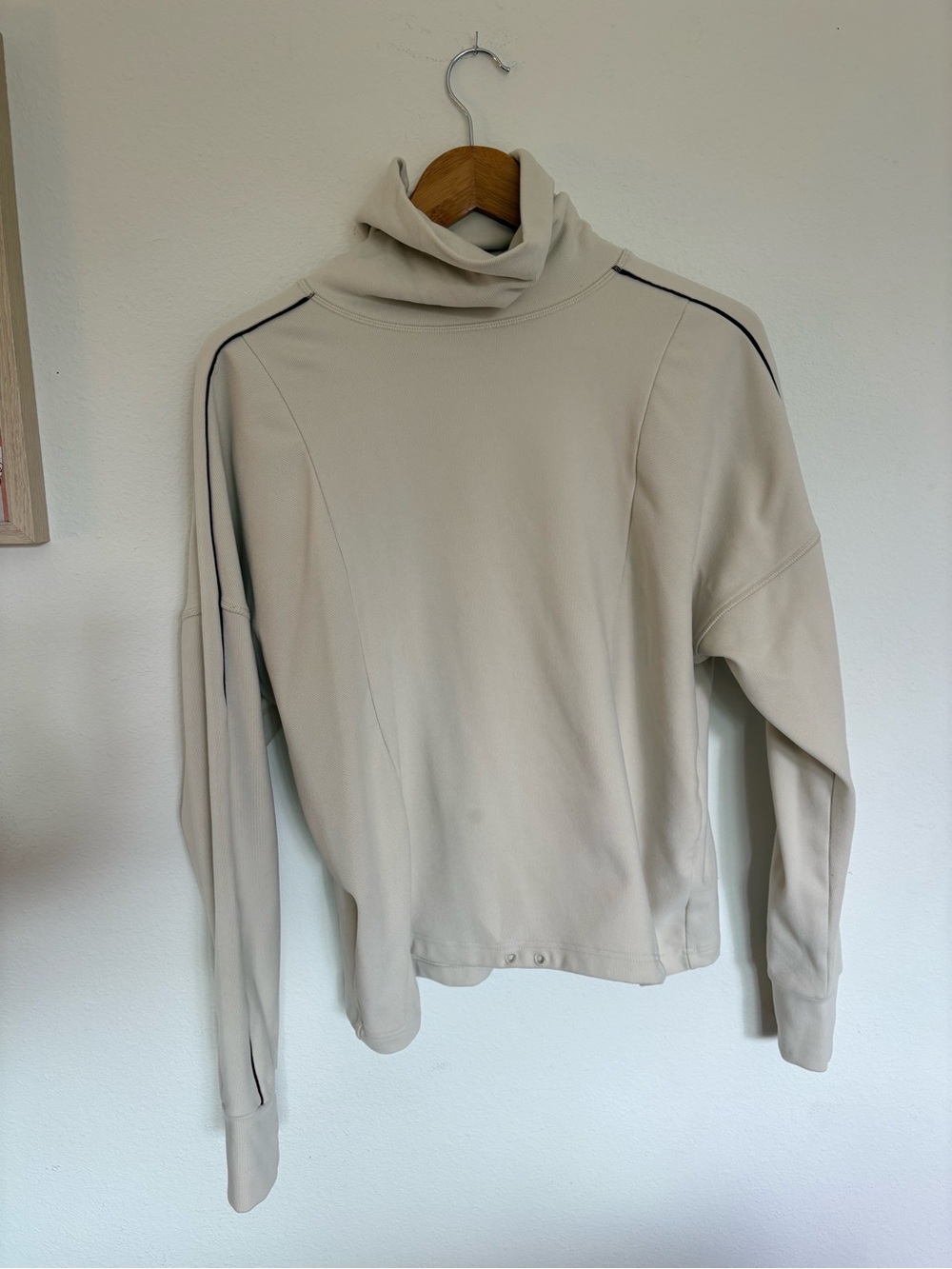 Varley Beige Funnel Neck Sweatshirt with Black Piping